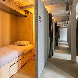 Dormitory Room Mixed